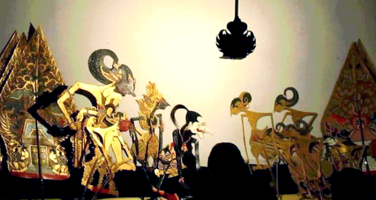 Kesenian wayang kulit