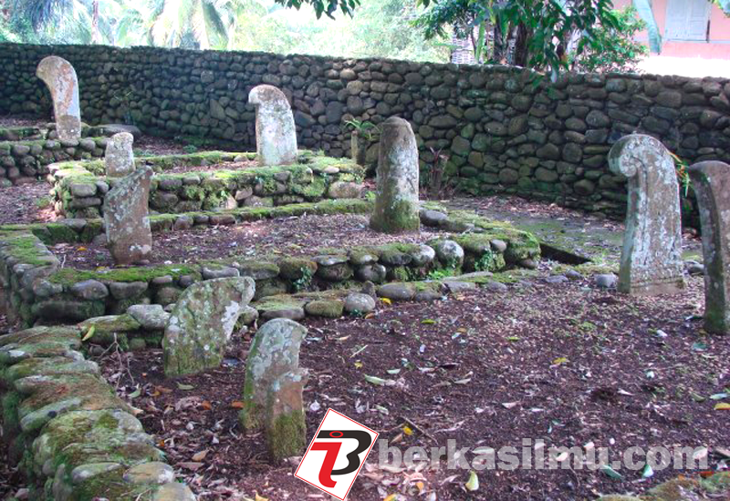 Sejarah Kerajaan Minangkabau 2 Foto Makam Raja Raja Pagaruyung